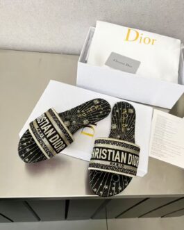 Dior Buty, sandaly klapki, skora