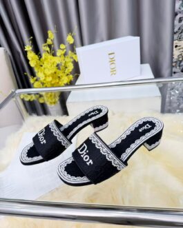 Dior Buty, sandaly klapki, skora