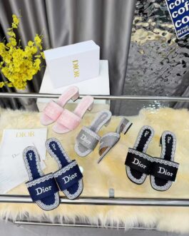 Dior Buty, sandaly klapki, skora