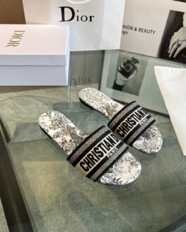 Dior Buty, sandaly klapki, skora