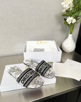 Dior Buty, sandaly klapki, skora