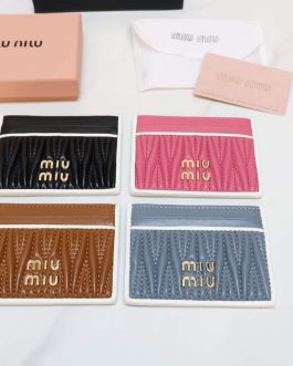 PORTFEL damski Miu Miu, skóra