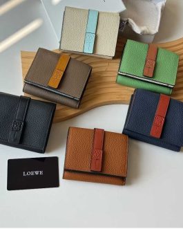 PORTFEL Loewe, skóra