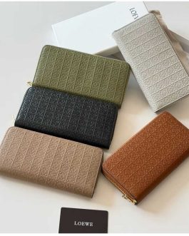PORTFEL Loewe, skóra