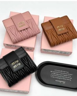 PORTFEL damski Miu Miu, skóra