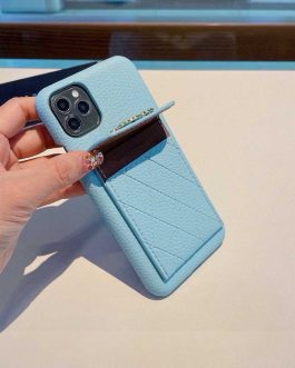 Etui na telefon Chanel, pokrowec obudowa okladka Prada prezent