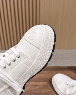 Chanel Sneakersy, trampki, tenisówki, buty, skora