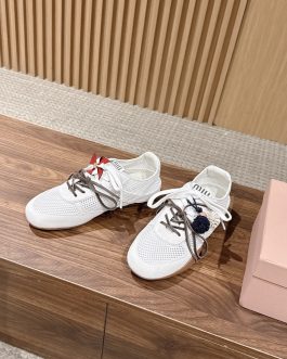 Miu Miu Sneakersy, trampki, tenisówki, buty, skora