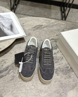 Prada Sneakersy, trampki, tenisówki, buty, skora