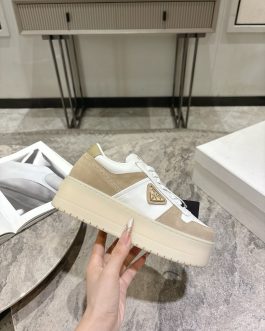 Prada Sneakersy, trampki, tenisówki, buty, skora