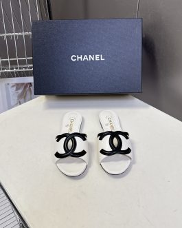 Chanel Buty, sandaly klapki, skora