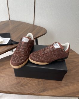 Chanel Sneakersy, trampki, tenisówki, buty, skora