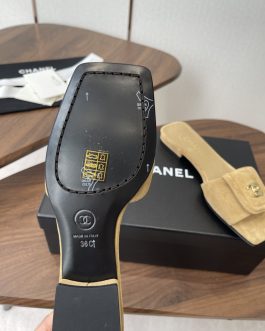 Chanel Buty, sandaly klapki, skora