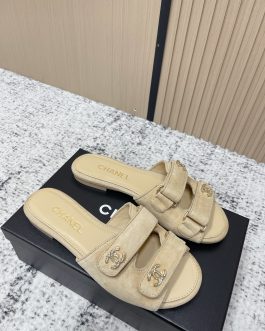 Chanel Buty, sandaly klapki, skora