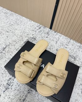 Chanel Buty, sandaly klapki, skora