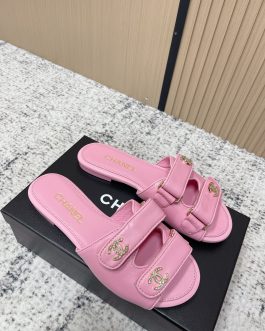 Chanel Buty, sandaly klapki, skora