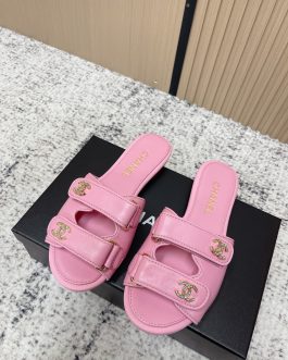 Chanel Buty, sandaly klapki, skora