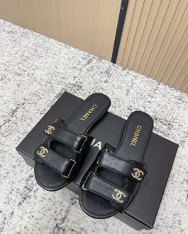 Chanel Buty, sandaly klapki, skora
