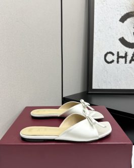 Dior Buty, sandaly klapki, skora