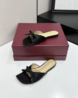 Dior Buty, sandaly klapki, skora