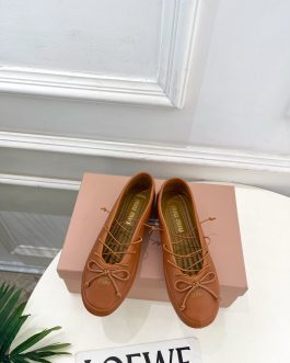 Miu Miu mokasyny półbuty damskie baleriny Loafersy, skóra