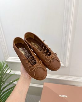 Miu Miu mokasyny półbuty damskie baleriny Loafersy, skóra