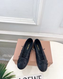 Miu Miu mokasyny półbuty damskie baleriny Loafersy, skóra