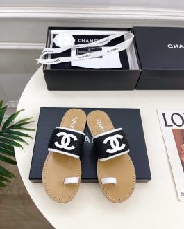 Chanel Buty, sandaly klapki, skora