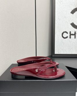 Chanel Buty, sandaly klapki, skora