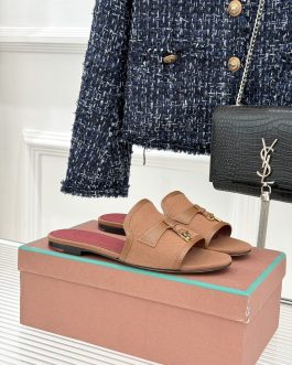 Loro Piana Buty, sandaly klapki, skora