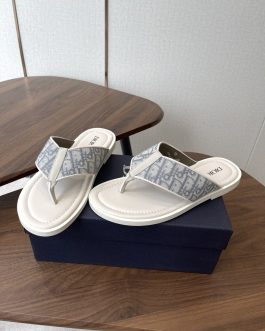 Dior Buty, sandaly klapki, skora