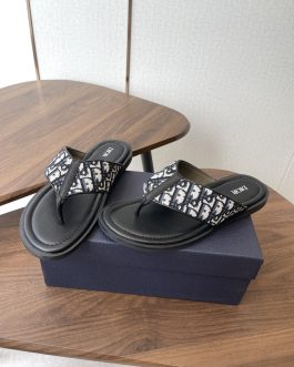 Dior Buty, sandaly klapki, skora