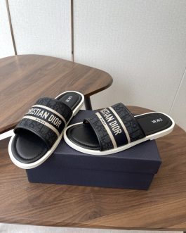 Dior Buty, sandaly klapki, skora