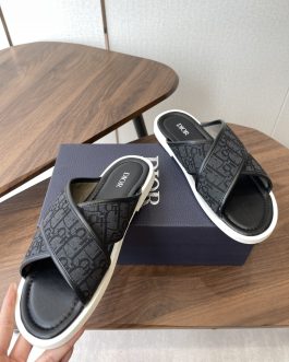 Dior Buty, sandaly klapki, skora