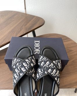 Dior Buty, sandaly klapki, skora
