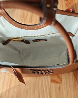 Torebka damska elegancka Miu Miu, skora