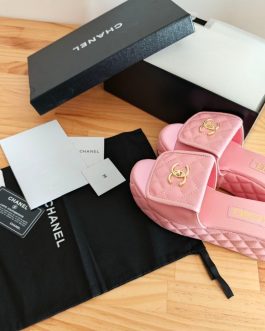 Chanel Buty, sandaly klapki, skora