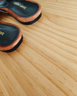 Hermes Buty, sandaly klapki, skora