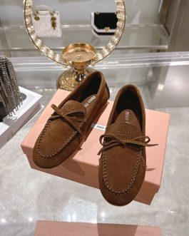 Miu Miu mokasyny półbuty damskie baleriny Loafersy, skóra