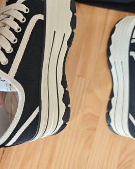 Chanel Sneakersy, trampki, tenisówki, buty, skora