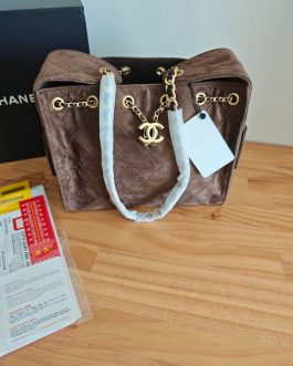 Torebka damska elegancka Chanel, skora