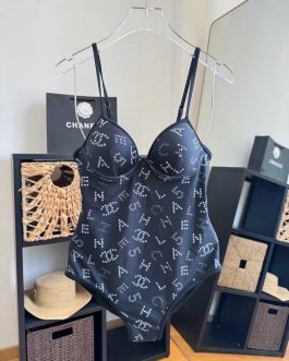 Damski strój kąpielowy Chanel