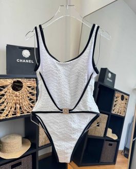 Damski strój kąpielowy Chanel