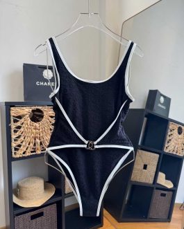 Damski strój kąpielowy Chanel