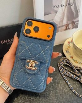 Etui na telefon Chanel, pokrowec obudowa okladka Prada prezent