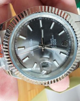 Elegancki piękny klasyczny zegarek Rolex